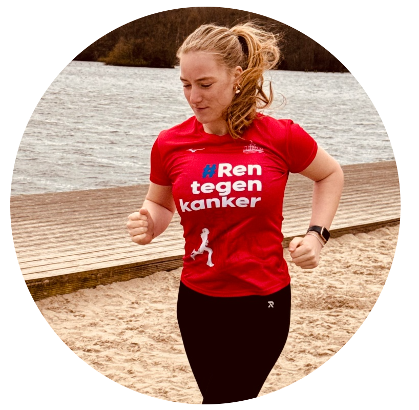 Merel rent voor haar opa tijdens de TCS Amsterdam Marathon 2026